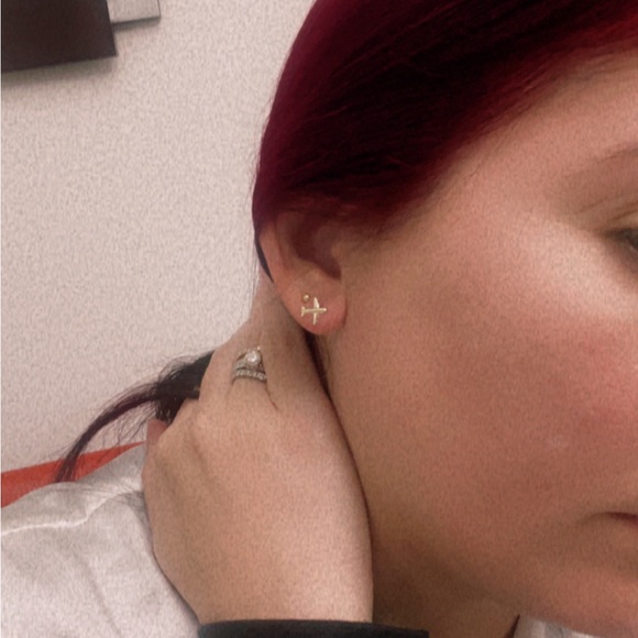 🆕 14k Yellow Gold Cubic Zirconia Plane Stud Earrings - Picture 6 of 6